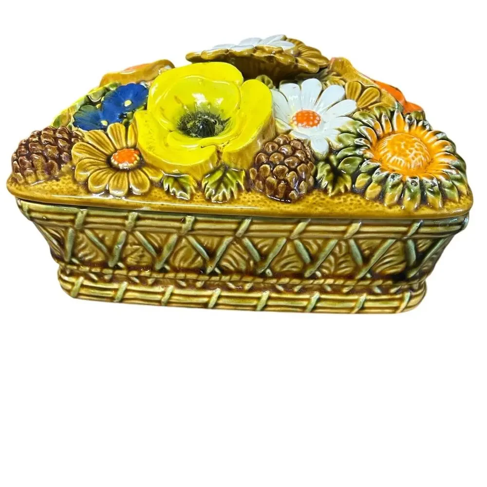 Beautiful Ceramic Vintage 2Pc Dish‎ with Flowers 7
